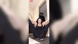 TikTok Feet: Another amazing pose from @ashsillusions live from earlier got a few more too #2