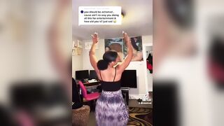 TikTok Clap: Thundeclapping and wiggle clapping in one vid #3