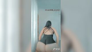 Thick TikTok: marii, Mueve esas nalgas hasta que la leche se me salga♥️♥️ #4