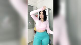 Thick TikTok: The way how she looks @ her own ass! #1