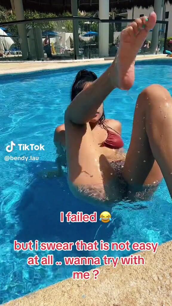 @bendy.lau leg spread bikini at pool