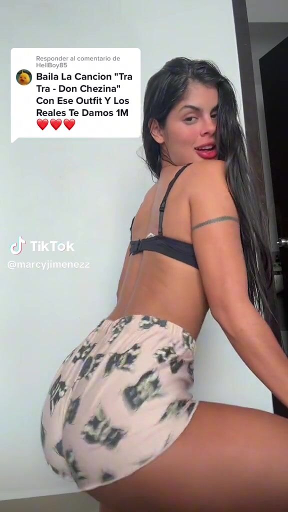 @marcyjimenezz perreando rico en shorts