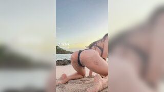 NSFW TikTok: @silvexluay1 Silver Riot bikini yoga twerking #2