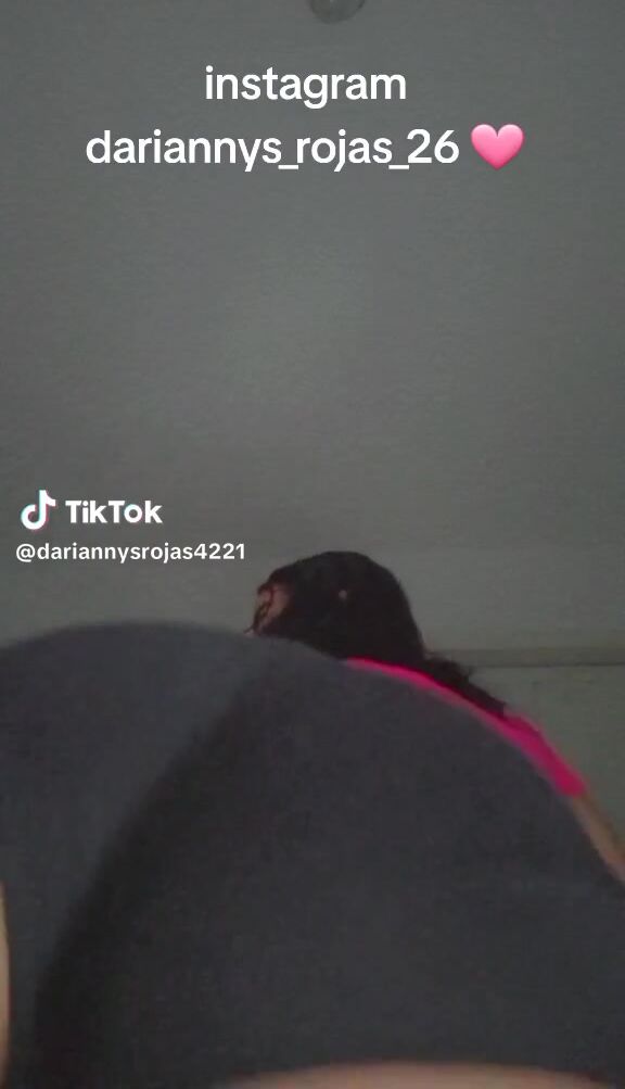Closeup cameltoe short twerk @dariannysrojas4221 dariannys twerking