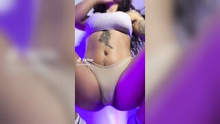 NSFW TikTok: @joisramix leg spread hot cameltoe underwear #1