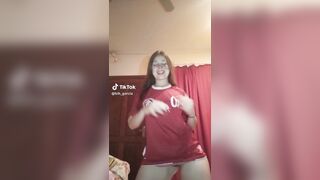 NSFW TikTok: @bih_garcia Twerking gstring sexy latin #1