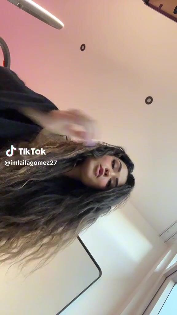 Panties camera sitting @imlailagomez27 Laila Gomez 27