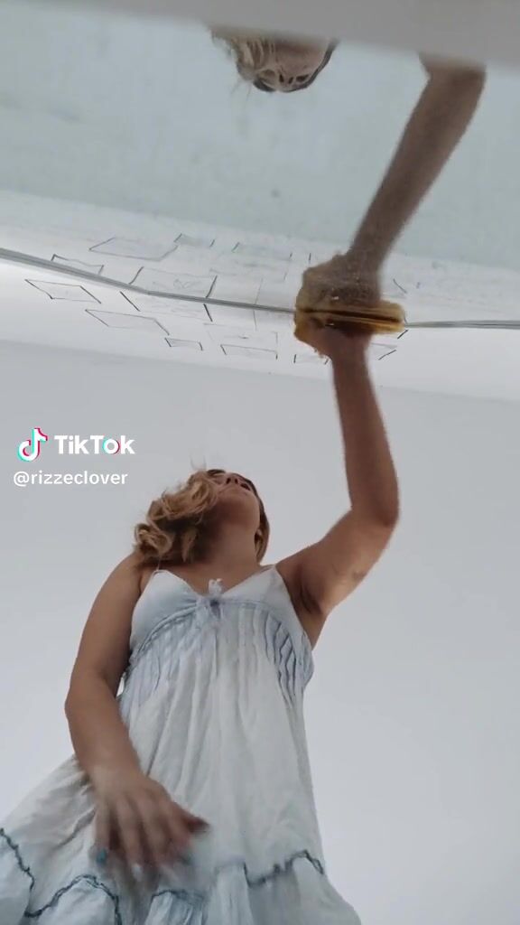 Upskirt @rizzeclover Rizze Clover