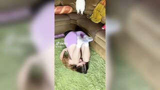 NSFW TikTok: @ahskylar Skye hot yoga cameltoe #4