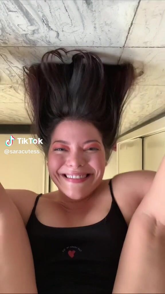 Hot bend over yoga pussy lips oops saracutess ????