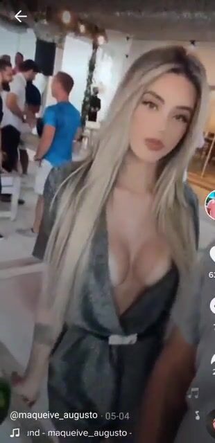 Who's into tan lines?