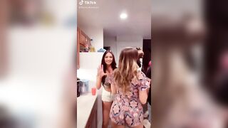 Sexy TikTok Girls: Bitch thicc... #1