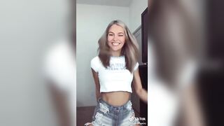 Sexy TikTok Girls: nice little jiggle #4