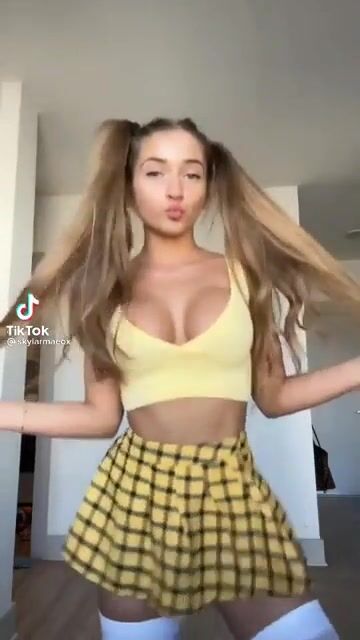 I can’t explain it, but this outfit would destroy me in bed