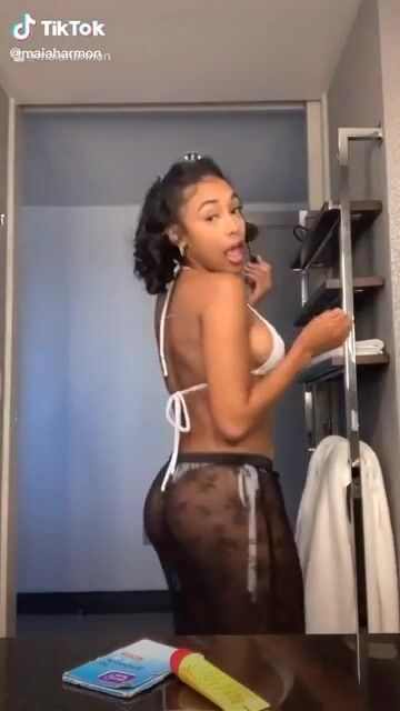Nice choice of bottoms.