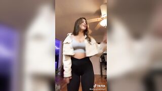 Sexy TikTok Girls: Cute face and jiggly tits #4