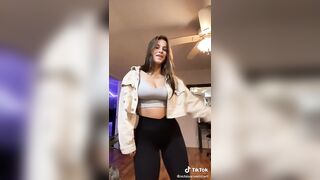 Sexy TikTok Girls: Cute face and jiggly tits #3