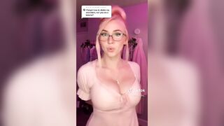 Sexy TikTok Girls: How to knock a boy’s glasses off #4