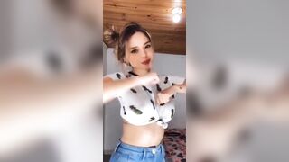 Sexy TikTok Girls: Who’s this cutie? #2