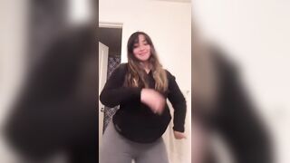 Sexy TikTok Girls: Who’s this ? #2