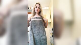 Nice ass blonde girl....