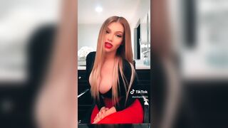 Sexy TikTok Girls: Bimbo queen #4