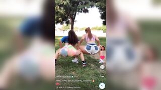 Sexy TikTok Girls: Quick little twerking comp #2