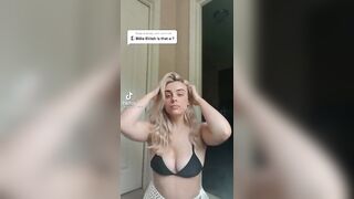 Billie Eilish look alike