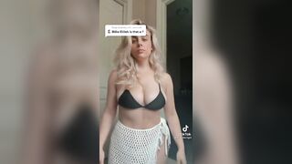 Sexy TikTok Girls: Billie Eilish look alike #4