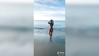 Sexy TikTok Girls: That JIGGLE #4