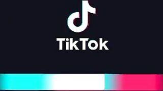 Sexy TikTok Girls: I know its short. But hey, 3 seconds its all I need. #3