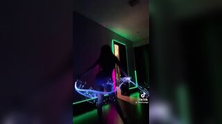 Sexy TikTok Girls: Ngl this is the coolest thing I've seen all week #4