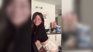 Sexy TikTok Girls: Anybody know her♥️ #2