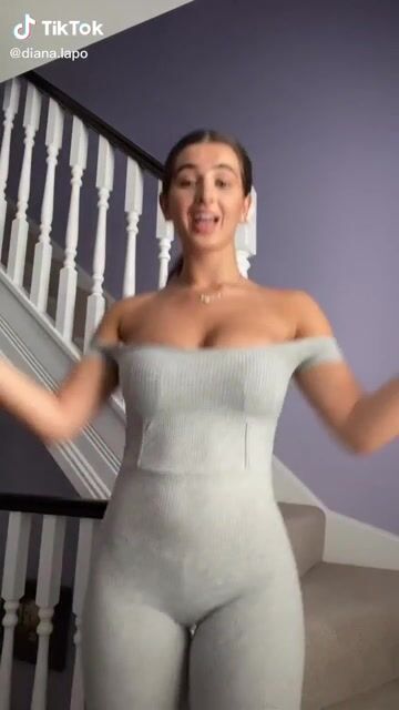 I need some sex, I need some neck