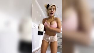 Sexy TikTok Girls: It be the booty #4