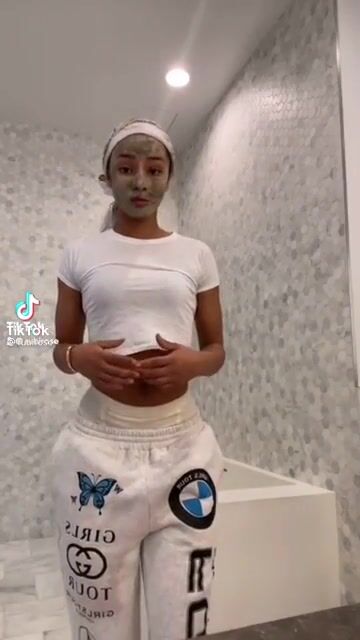 I wasn’t sure what to expect, and then I couldn’t look away ????