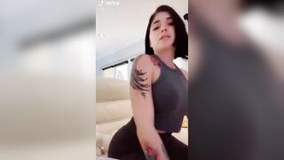 Sexy TikTok Girls: Big uns #1