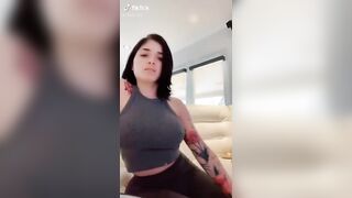 Sexy TikTok Girls: Big uns #3