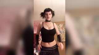 Sexy TikTok Girls: Big titty goth gf #2