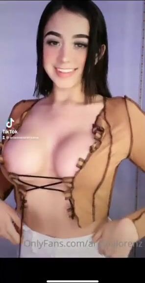 Who Loves Titties ????