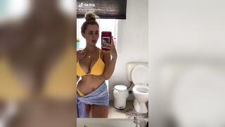 Sexy TikTok Girls: Big titty blonde #3