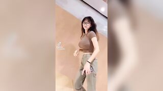 Sexy TikTok Girls: big titty asian #1