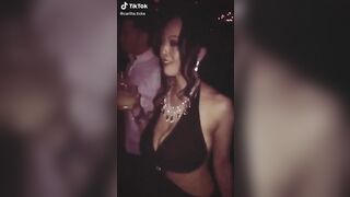 Sexy TikTok Girls: Fookin Huuge #1