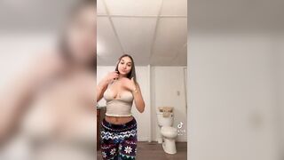 Sexy TikTok Girls: If you have better tits, show me. Yo Tengo mucho cocaine #3