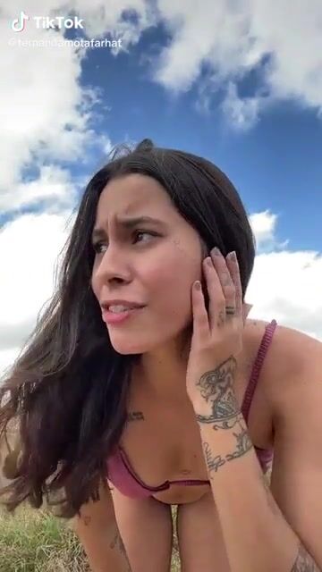 Isn't it obvious she's Latina? ???? ???? ???? one of my favorite vids