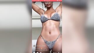 Sexy TikTok Girls: Who is this bros? #2