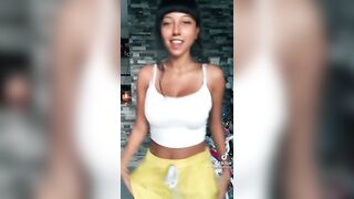 Sexy TikTok Girls: Isn’t she insanely attractive ♥️♥️ #4