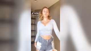 Sexy TikTok Girls: Isn’t she bouncy. #1