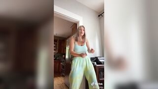 Sexy TikTok Girls: Big tits bouncing #4