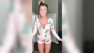 Sexy TikTok Girls: And why aren't you in uniform? #2